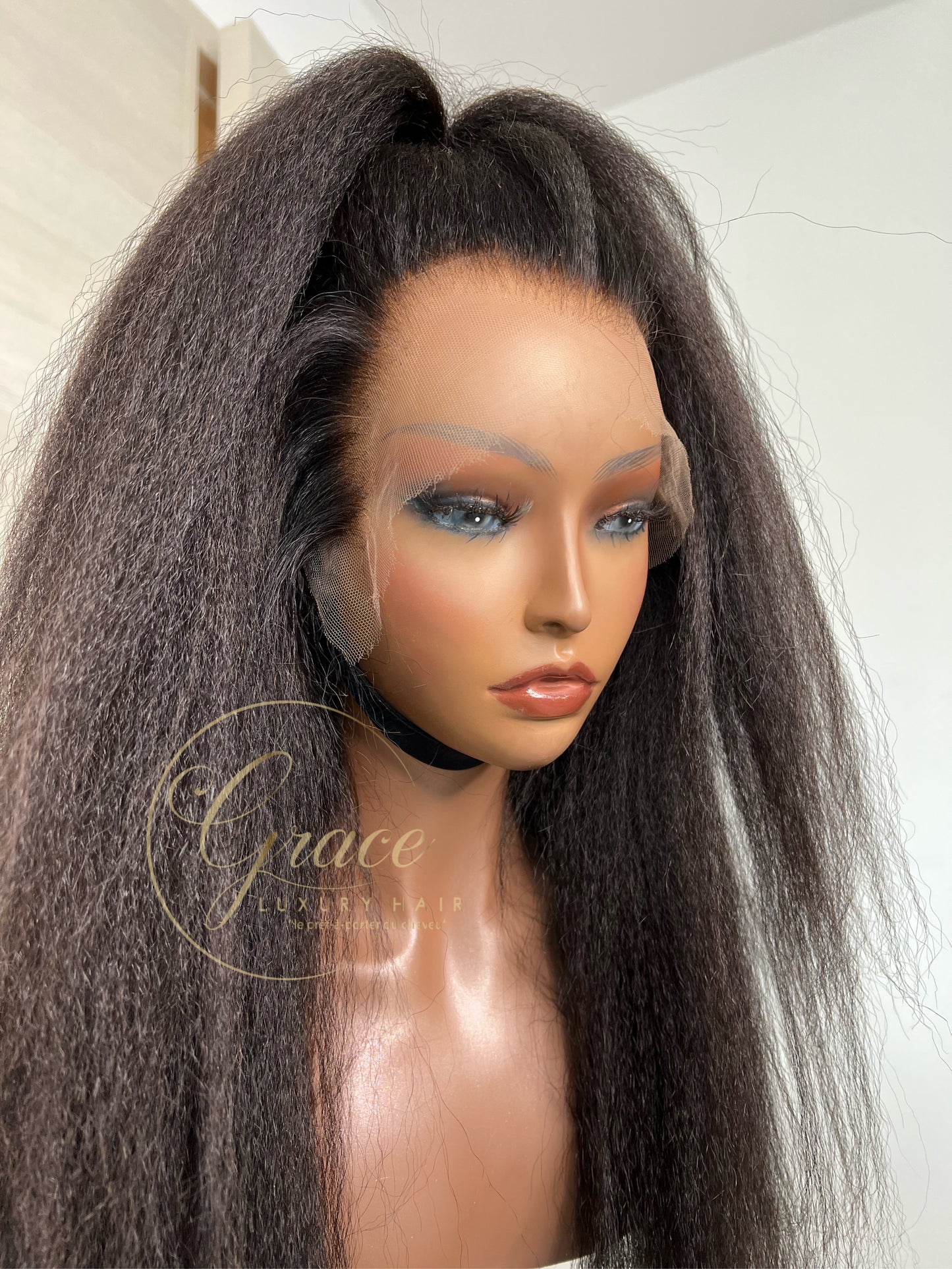 FATOU UNIT kinky lisse