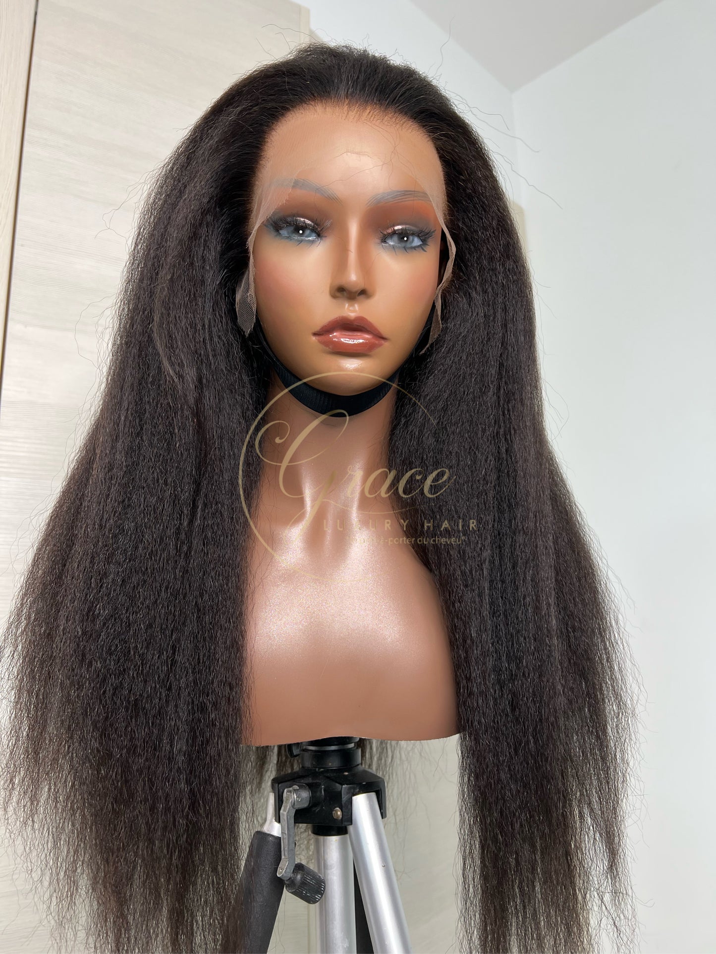 FATOU UNIT kinky lisse
