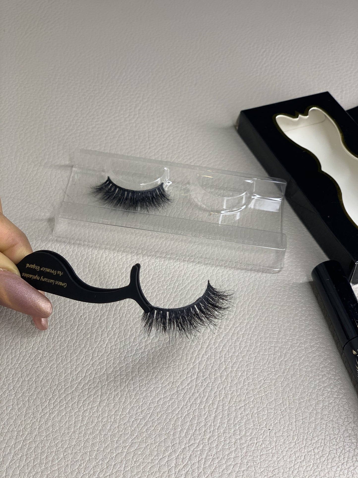 CHIC eyes lashes